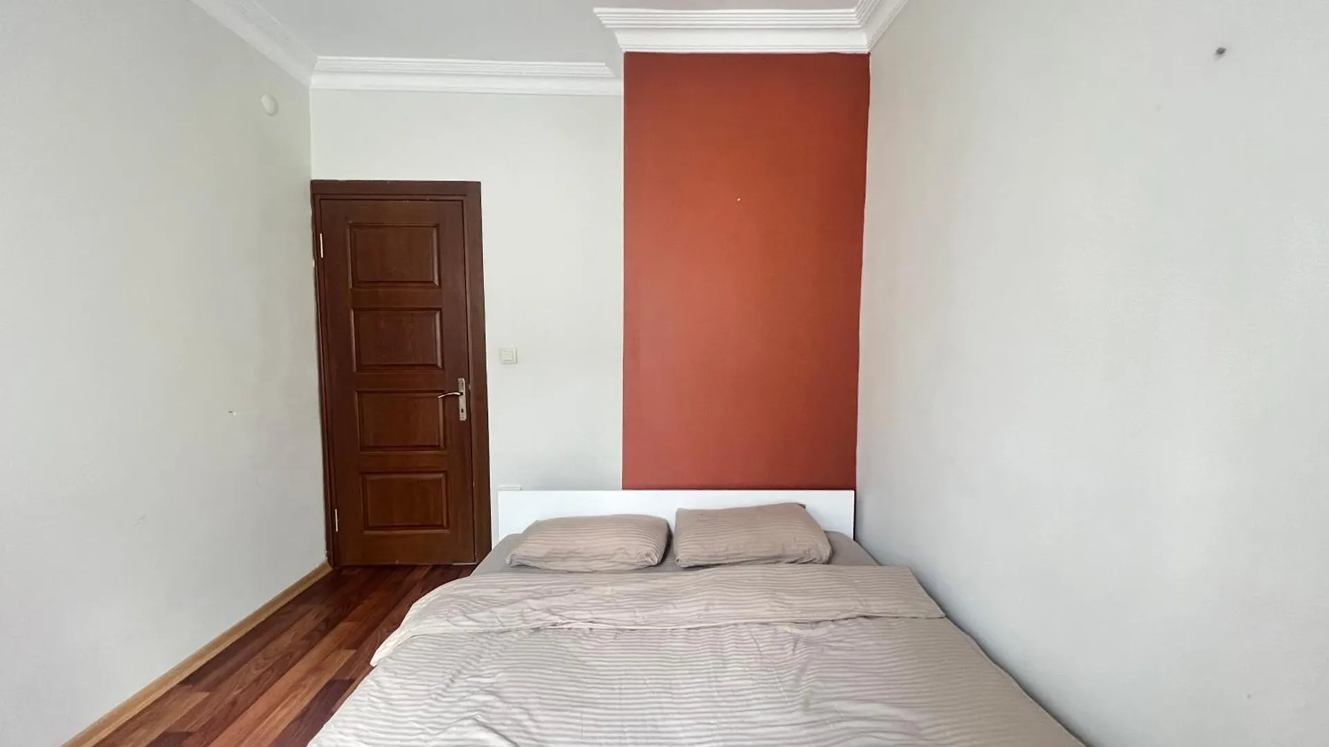 Spacious Flat, 4Br, 4Acs, Taksim, Uelk 1 Istanbul Turkey