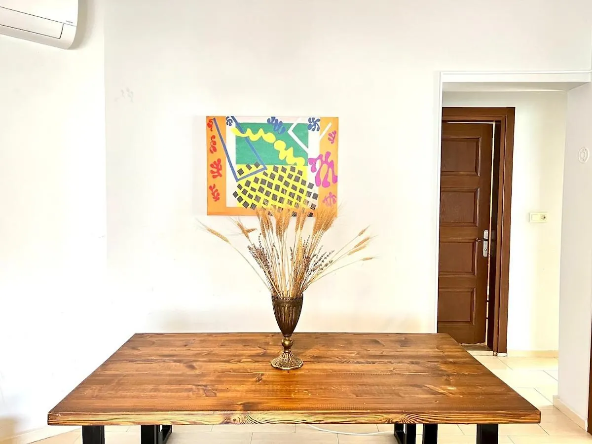 Spacious Flat, 4Br, 4Acs, Taksim, Uelk 1 Стамбул