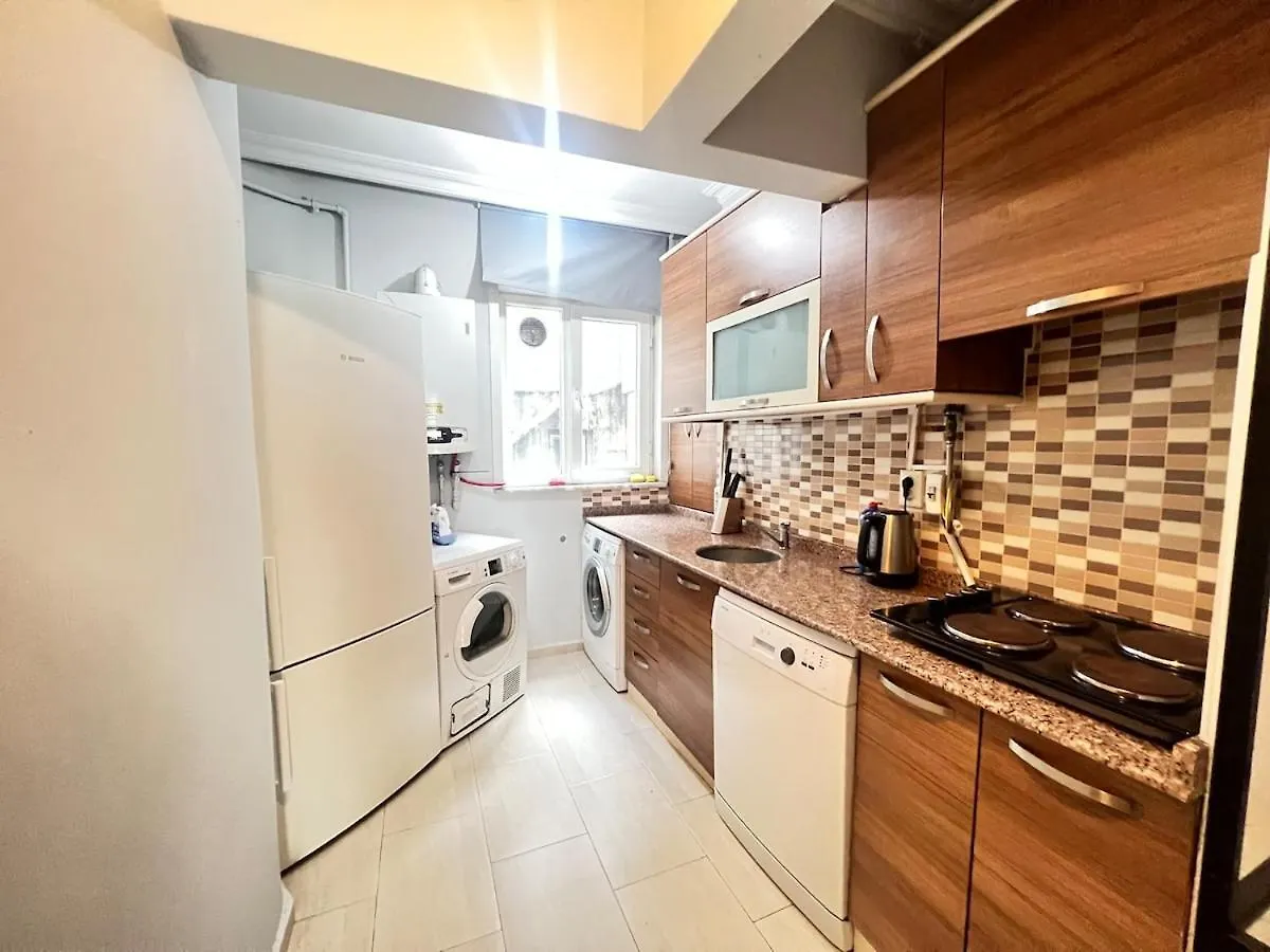 Spacious Flat, 4Br, 4Acs, Taksim, Uelk 1 Стамбул Апартаменты