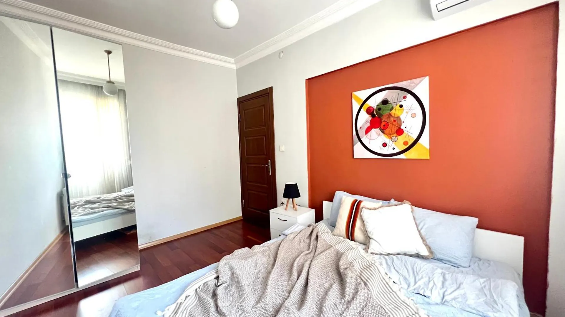 Spacious Flat, 4Br, 4Acs, Taksim, Uelk 1 Стамбул Апартаменты
